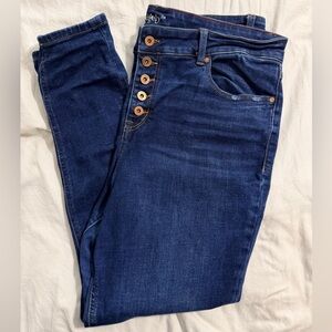 Maurices jeans